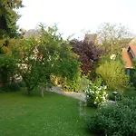 Au Fond Du Jardin 4* Saint-Saëns