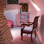 Pensión Au Fond Du Jardin