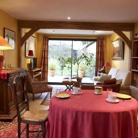 奥丰都加丁住宿加早餐旅馆 3* Saint-Saëns