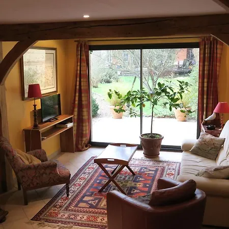 Au Fond Du Jardin Gasthof Saint-Saëns