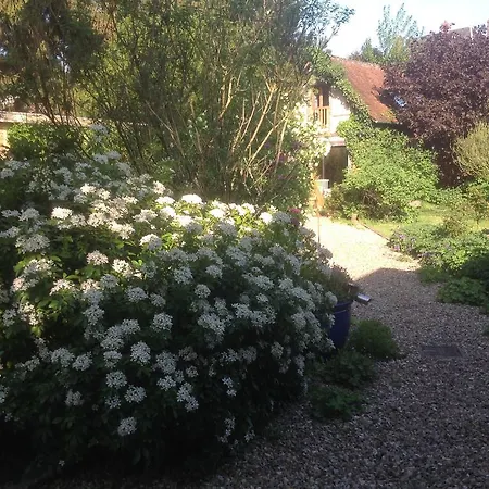 Gasthof Au Fond Du Jardin Saint-Saëns