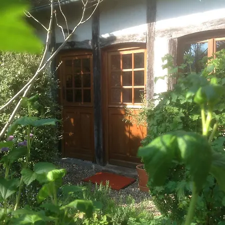 Au Fond Du Jardin Guest house *