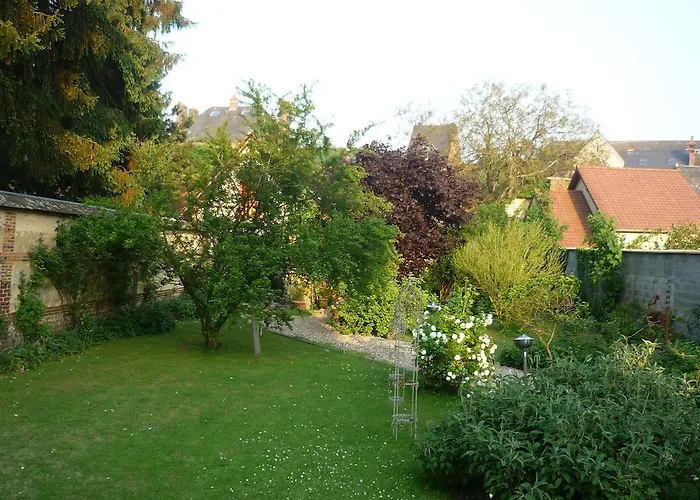 Au Fond Du Jardin 4* Saint-Saëns