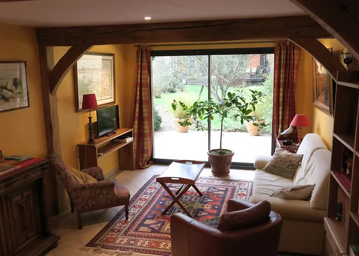 Au Fond Du Jardin Gasthof Saint-Saëns