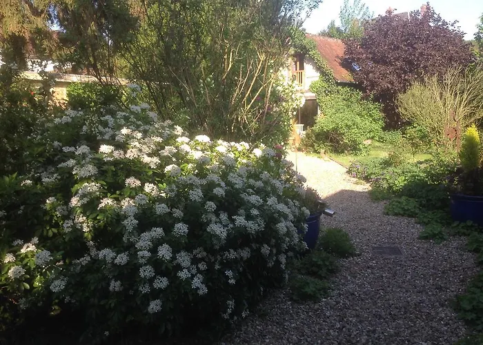 Guest house Au Fond Du Jardin Saint-Saens